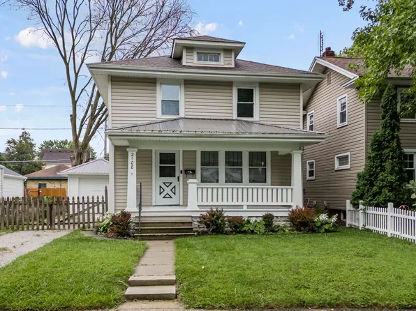 2108 Lawndale Dr, Fort Wayne, IN 46805