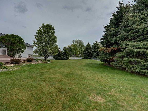 4th image of 5532 N Liberty Dr