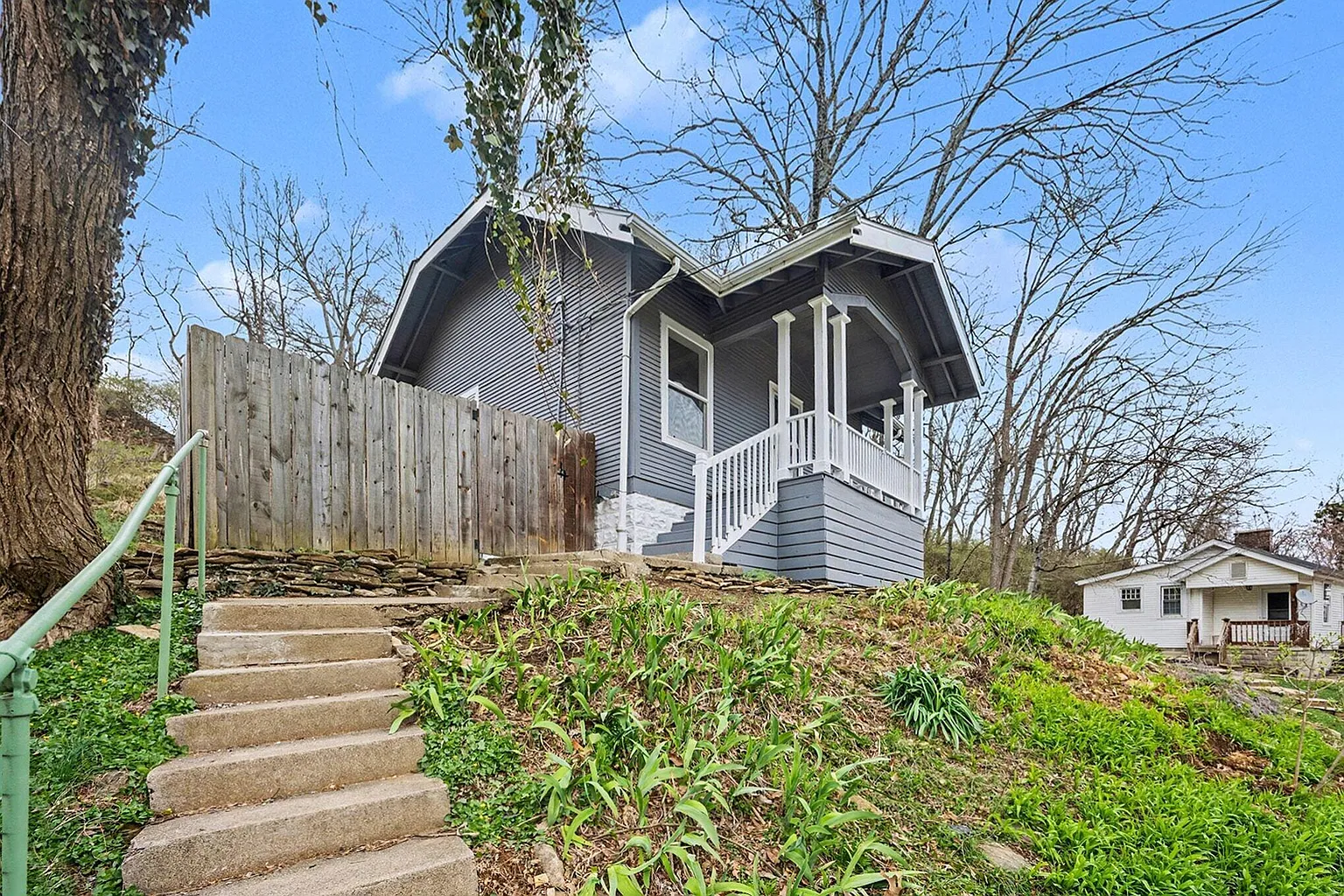 53 Tower Hill Rd photo 1