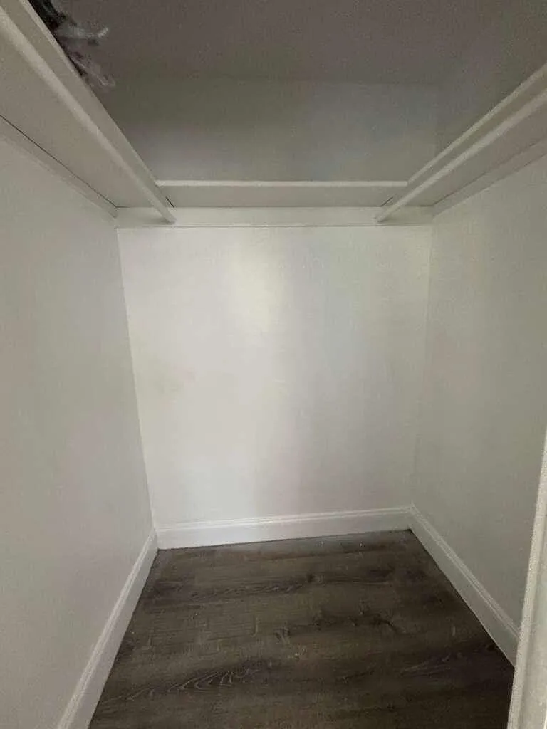 2 bed, 2.0 bath, 2070 sqft, $2,000 — Photo 4