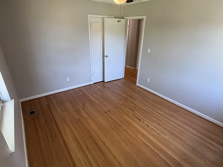 Bedroom 2, with closet