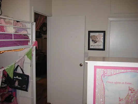 Rented by Magnone Real Estate | media 18