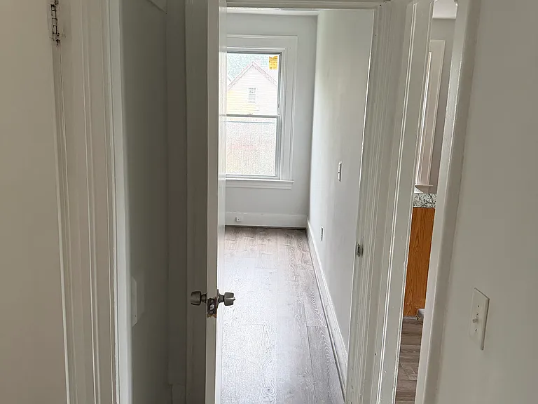 257 W Hazel St #3 — Photo 13