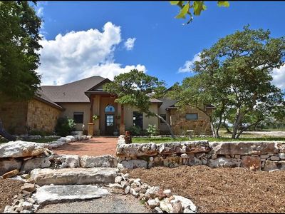 442 Serenity Lane, Fredericksburg, TX, 78624