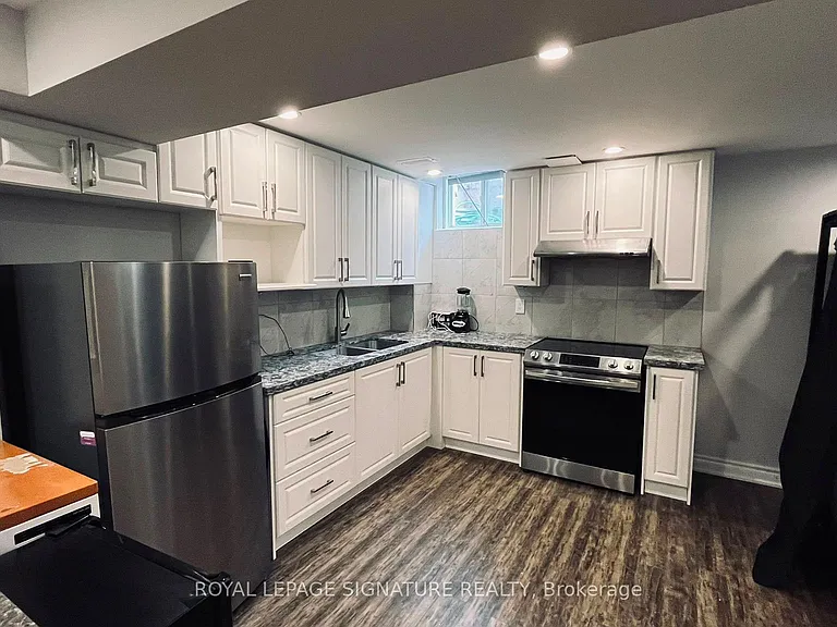 96 Memon Pl #BASEMENT — Photo 14