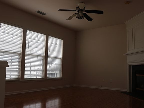 5th image of 7115 Beverly Springs Dr