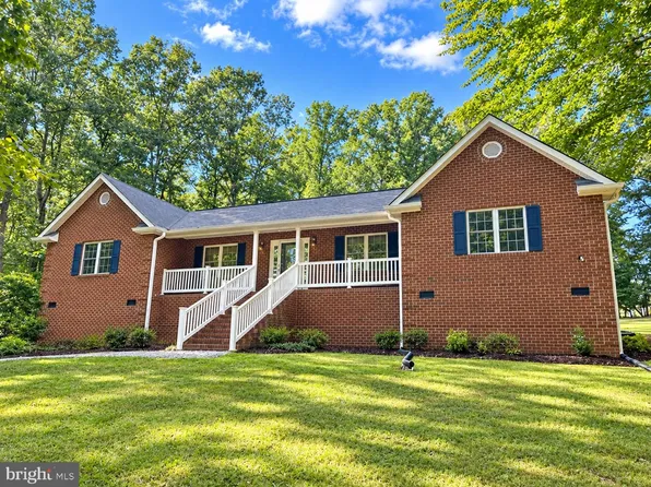 106 Lady Leigh Ann Ln, Fredericksburg, VA 22406
