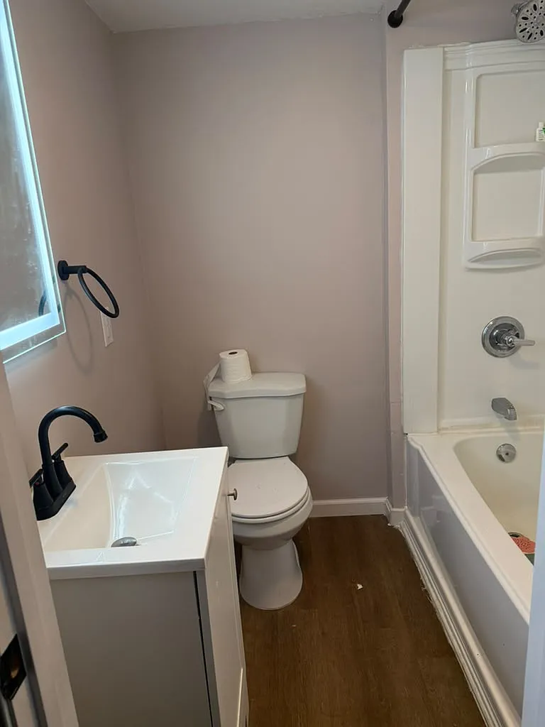 2 bed, $1,400 — Photo 1