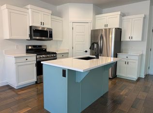 3244 S 240 W, Washington, UT 84780