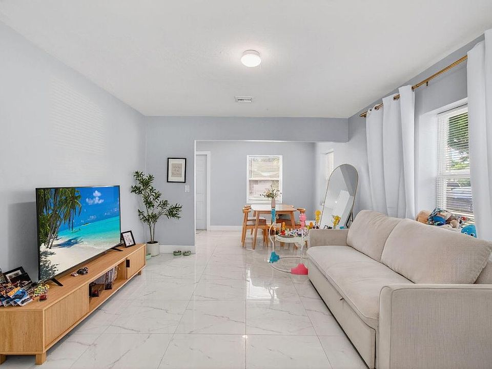 1st image of 614 Lake Ave