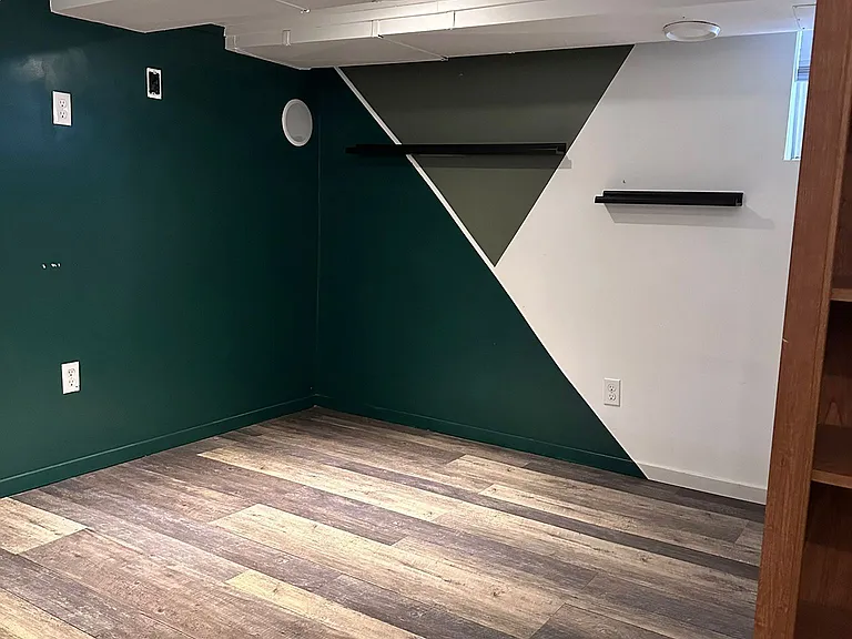 40 Montye Ave #BASEMENT — Photo 7