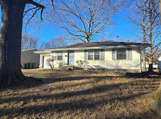 1507 Golden Dr, Saint Louis, MO 63137