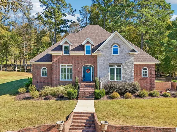 5425 Carrington Cir, Trussville, AL 35173