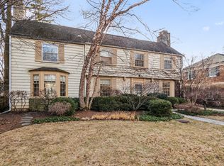 2812 Colfax St, Evanston, IL 60201