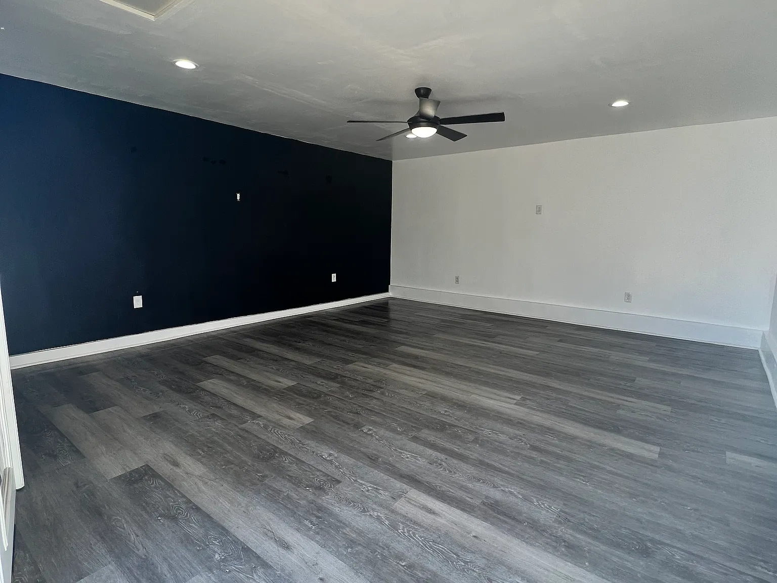 3 bed, 1080 sqft, $2,200 — Photo 4