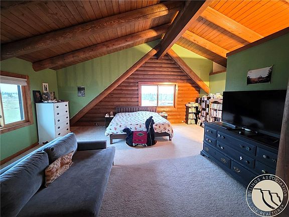 4th image of 143 Owl Canyon Rd