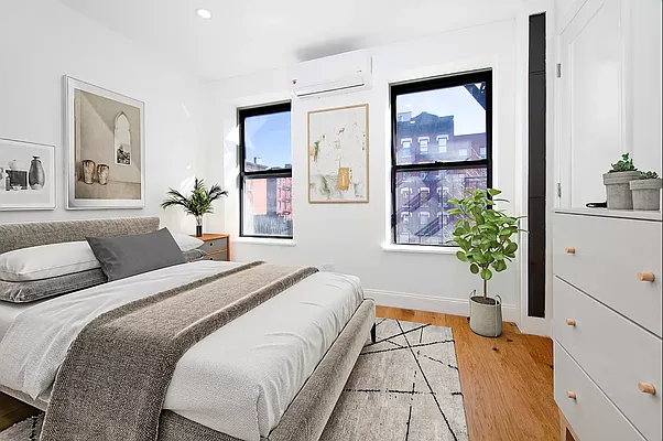 Rented by REAL New York | media 5