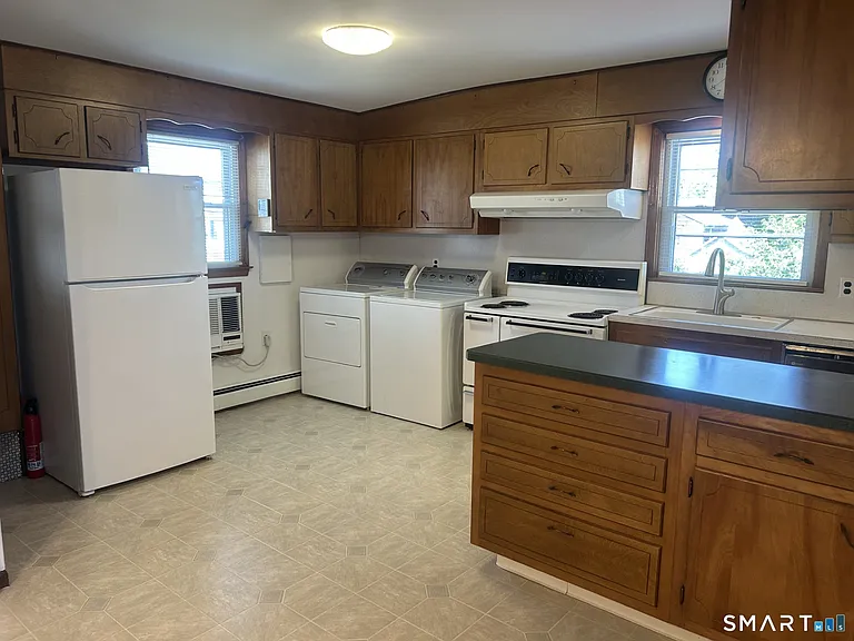36 Charles St #2 — Photo 6