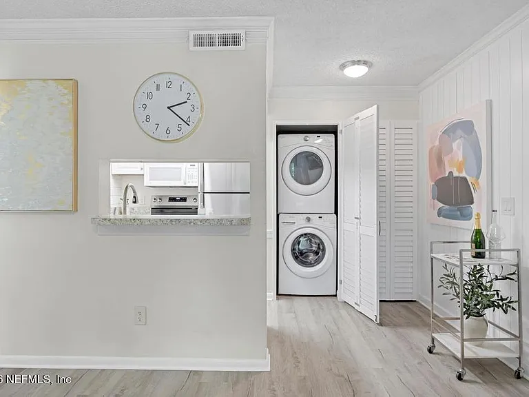 100 Fairway Park Blvd #806 — Photo 8