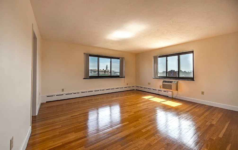 1 bed, $2,250 — Photo 1