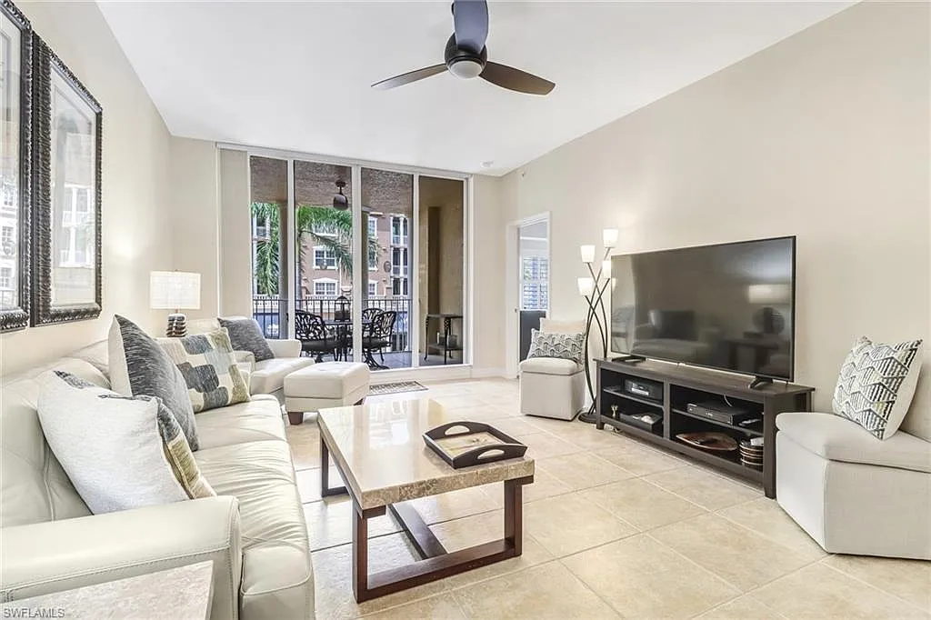 2 bed, 2.0 bath, 1223 sqft, $9,000 — Photo 1