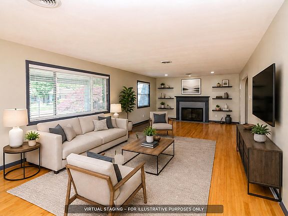 3rd image of 537 Springhill Dr