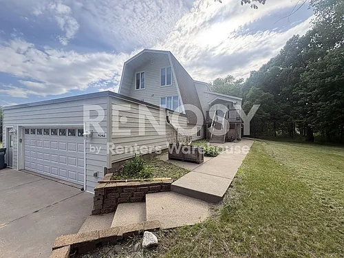 4940 115th Ave NE Photo 1
