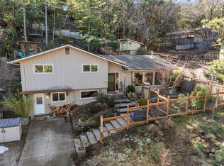 1400 Woodland Dr, Ashland, OR 97520