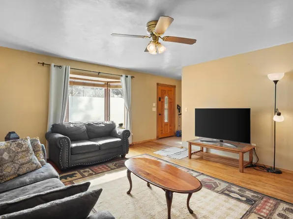 436 Linde St, Deforest, WI 53532