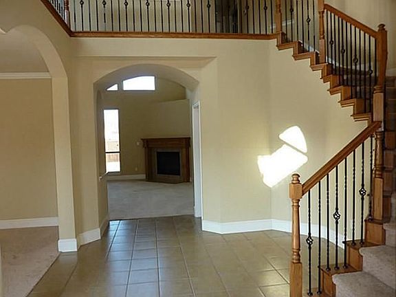 4th image of 609 Saddlehorn Dr