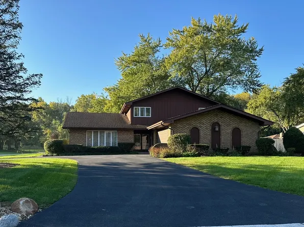 6721 W Golfview Ln, Palos Heights, IL 60463