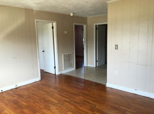 94 N Main St, Inman, SC 29349