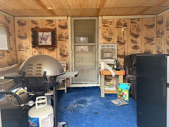 3rd image of 353 Moody Hollow Rd