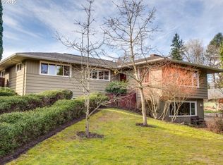 310 SW Troy St, Portland, OR 97219