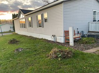 1320 Birchview Dr, Maplewood, MN 55119