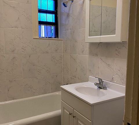 5th image of 4315 46th St APT F7