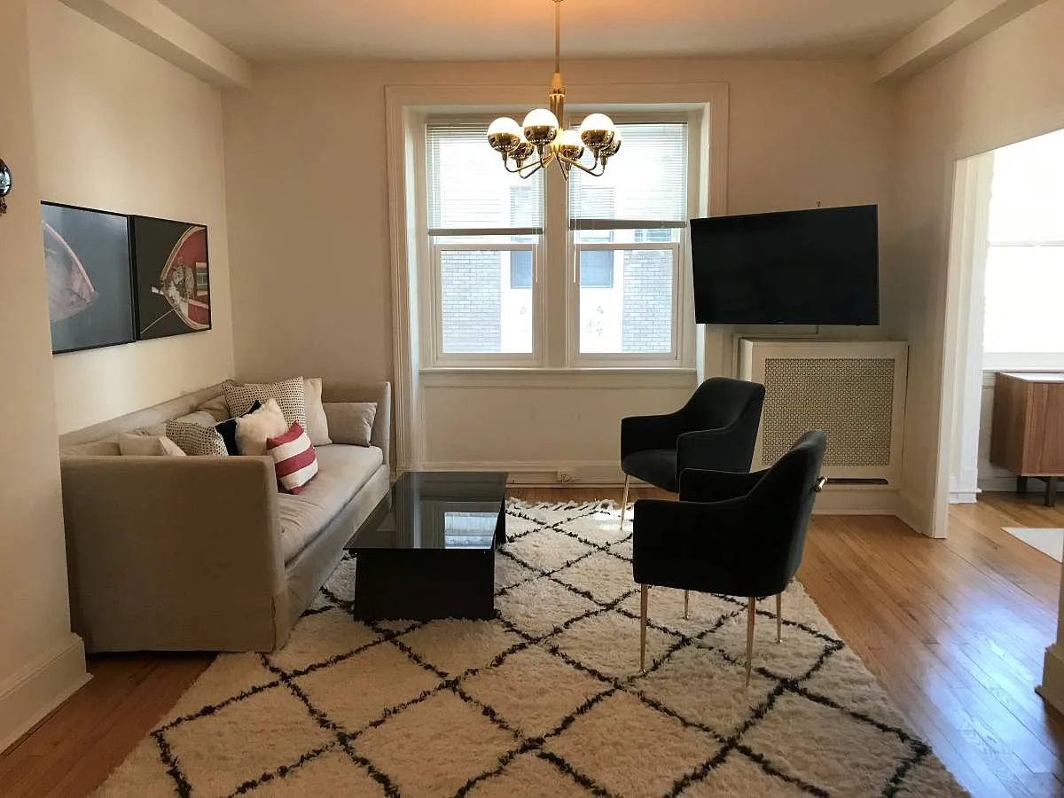 1901 Columbia Rd NW APT 205 photo 1