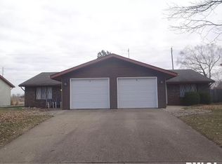 816 Freemans Farm Dr #A, Springfield, IL 62704