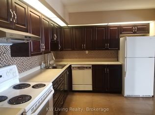 33 Elmhurst Ave #2106, Toronto, ON M2N 6G8
