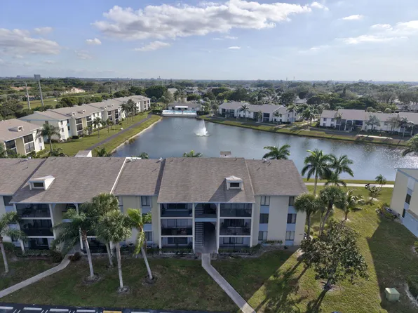 1108 Green Pine Boulevard #G3, West Palm Beach, FL 33409