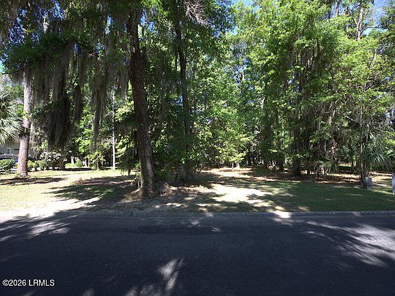 5th image of 105 Palmetto Place