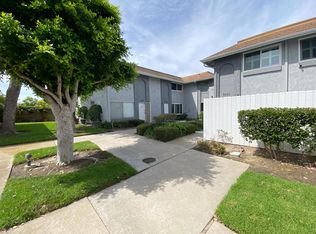 9626 Pettswood Dr, Huntington Beach, CA 92646
