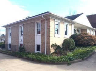 441 Wheeling Ave, Cambridge, OH 43725