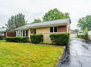 7501 Lake St, Morton Grove, IL