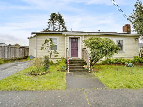 210 Grotto St, Eureka, CA 95501