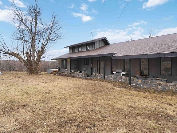 2nd image of 319 Brow Of Mountain Rd