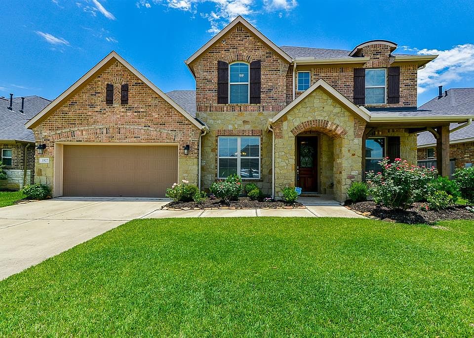 1st image of 1927 Golden Cape Dr