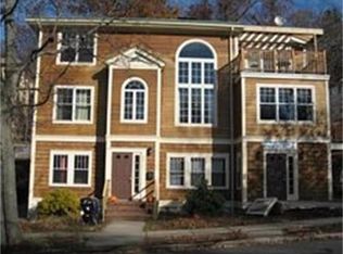 25 Beaconsfield Rd, Brookline, MA 02445