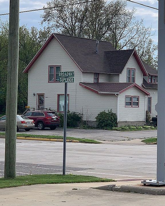 1st image of 502 Broadway St