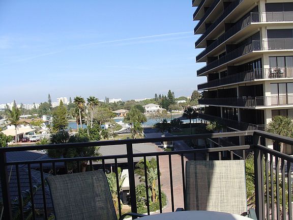 Eye catching view of the Inter-coastal too!